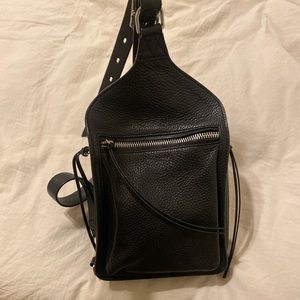 Rag and bone Elliot sling bag. Near perfect condition, no marks on the leather